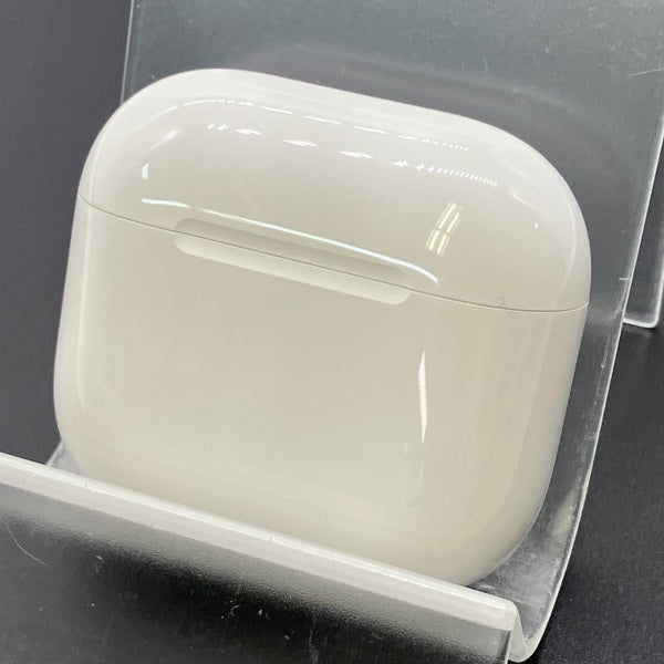 【中古】AirPods 4 MXP63J/A【日本橋】