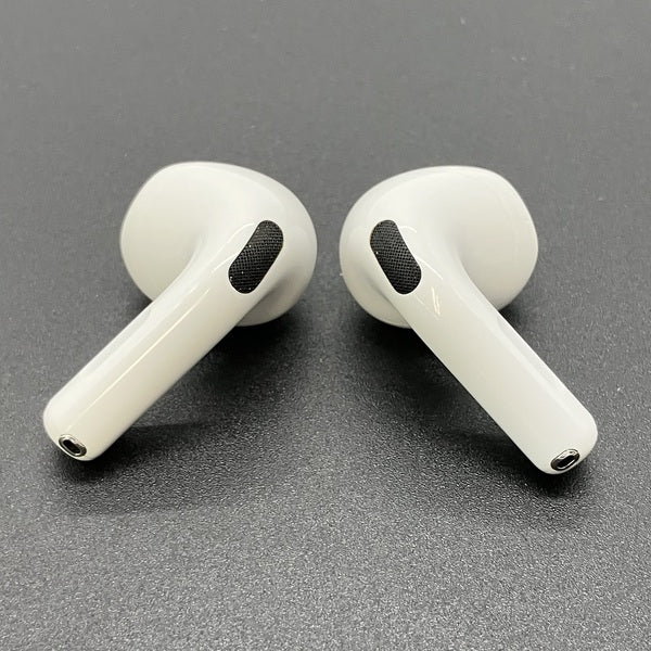 【中古】AirPods 4 MXP63J/A【日本橋】
