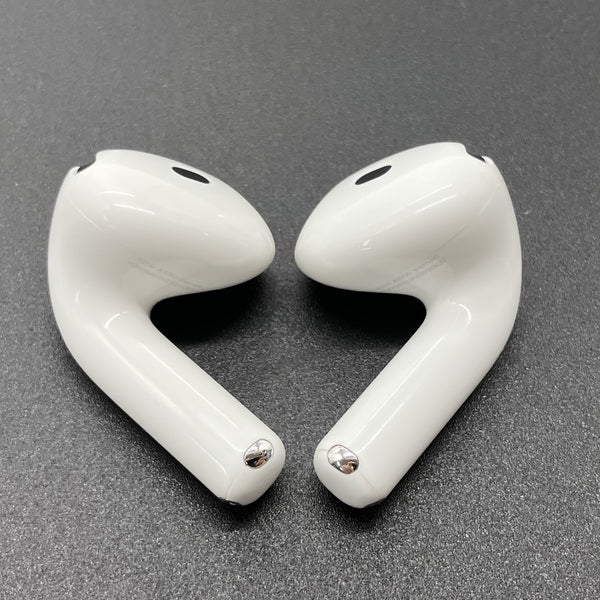 【中古】AirPods 4 MXP63J/A【日本橋】