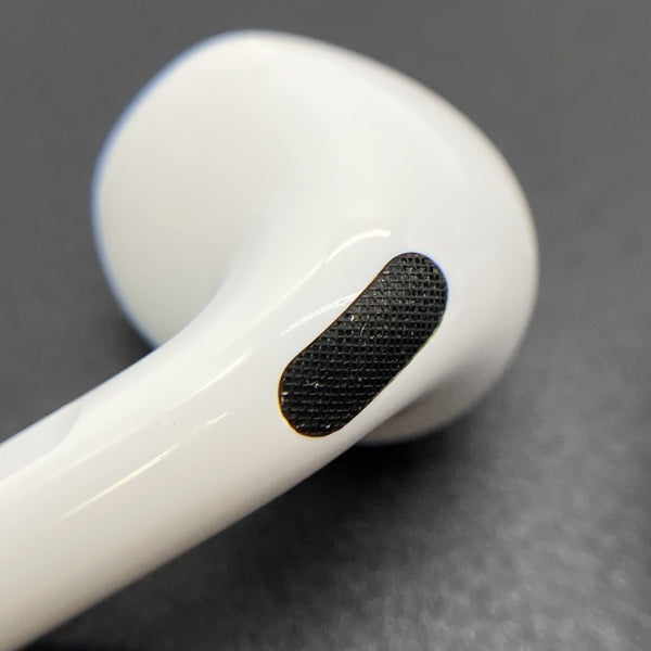 【中古】AirPods 4 MXP63J/A【日本橋】