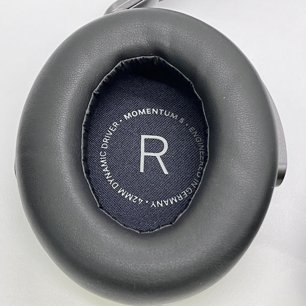 【中古】MOMENTUM 5 Wireless Black 【M5AEBT BLACK】【秋葉原】