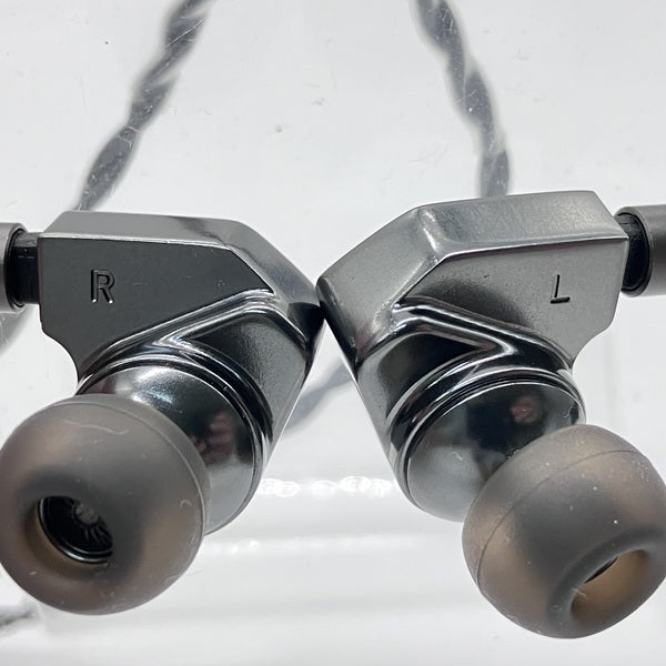 ORIVETI 【中古】bleqk Dynabird【秋葉原】 – e☆イヤホン