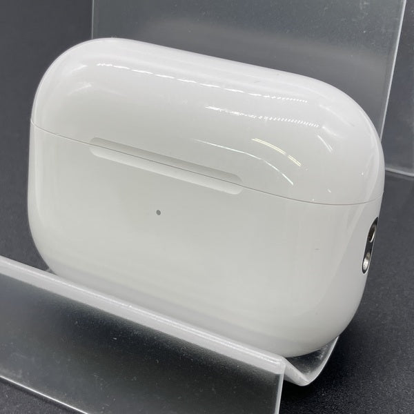 【中古】MagSafe充電ケース(USB-C)付きAirPods Pro(第2世代) MTJV3JA【秋葉原】