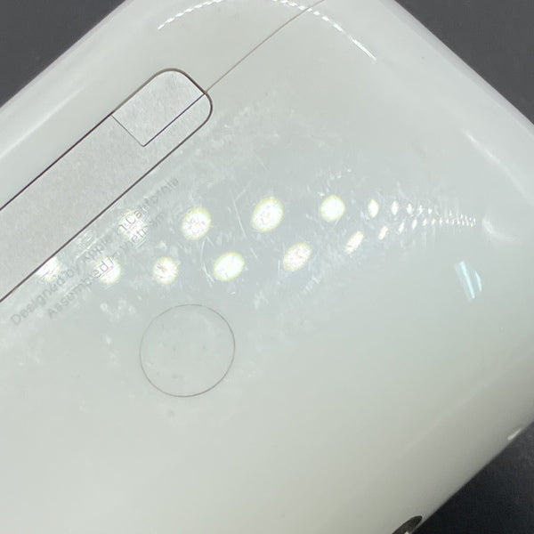 【中古】MagSafe充電ケース(USB-C)付きAirPods Pro(第2世代) MTJV3JA【秋葉原】
