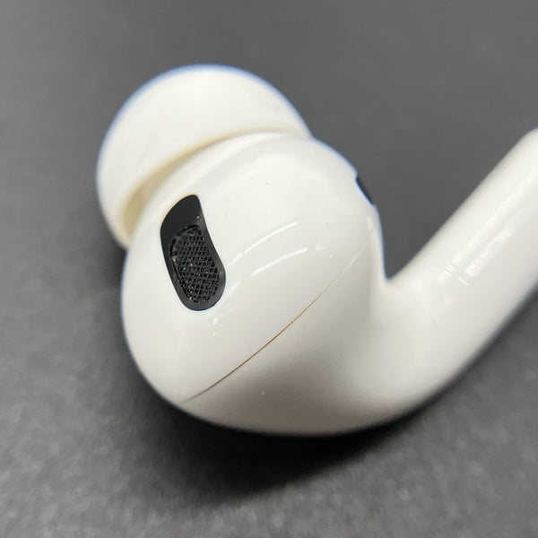 【中古】AirPods Pro MWP22J/A【日本橋】