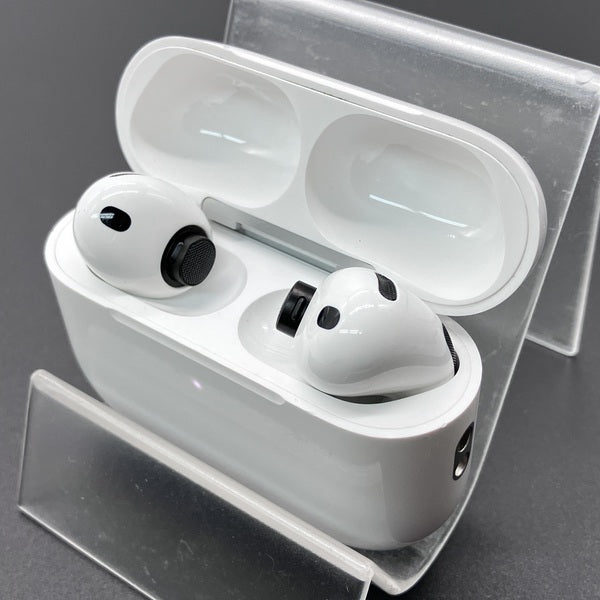 【中古】AirPods Pro 3 MFHP4J/A【秋葉原】