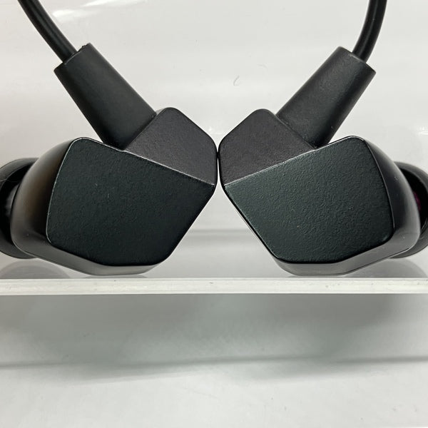 【中古】VR3000 for Gaming 【FI-VR3DPLMB】【秋葉原】
