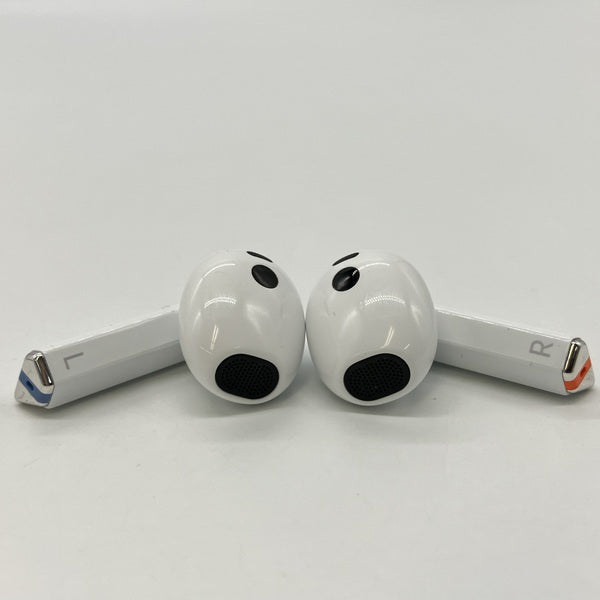 Galaxy 【中古】Galaxy Buds3 ホワイト 【SM-R530NZWAXJP】【秋葉原