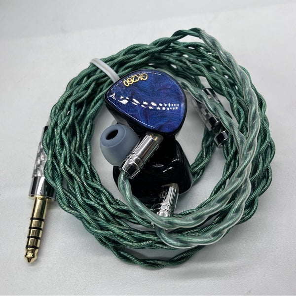 GEEK WOLD 【中古】GK260【秋葉原】 – e☆イヤホン