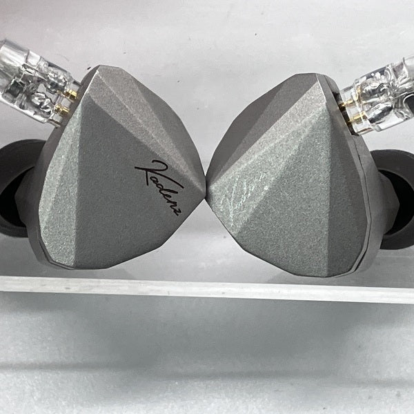 【中古】Kadenz【秋葉原】