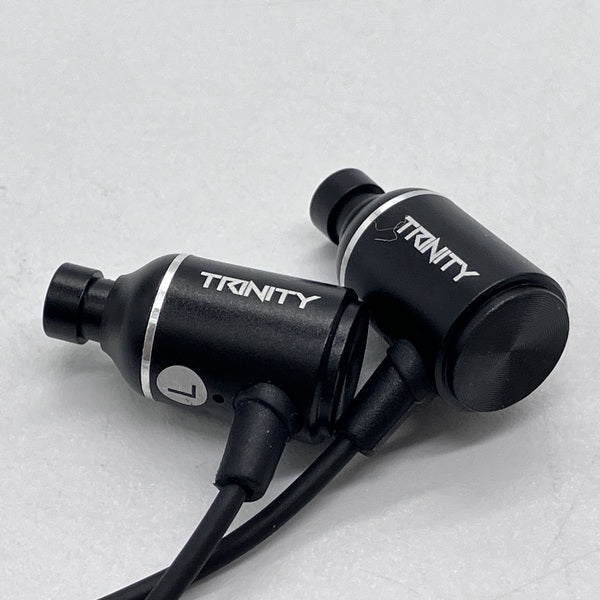 【中古】TRINITY Black 【AZL-TRINITY-ST-BLK】【秋葉原】