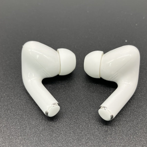 【中古】MagSafe充電ケース(USB-C)付きAirPods Pro(第2世代) MTJV3JA【秋葉原】