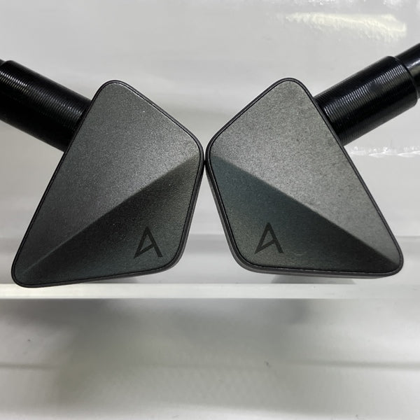 【中古】AK ZERO1 Black 【IRV-AK-ZERO1-BLK】【日本橋】