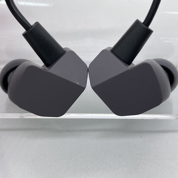 【中古】VR3000 for Gaming 【FI-VR3DPLMB】【秋葉原】