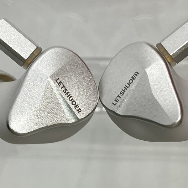 【中古】Cadenza 4【日本橋】