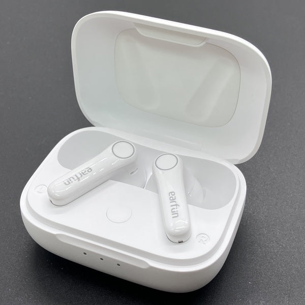 【中古】Air Pro 4 - White【名古屋】