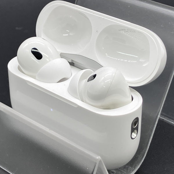 【中古】MagSafe充電ケース(USB-C)付きAirPods Pro(第2世代) MTJV3JA【秋葉原】