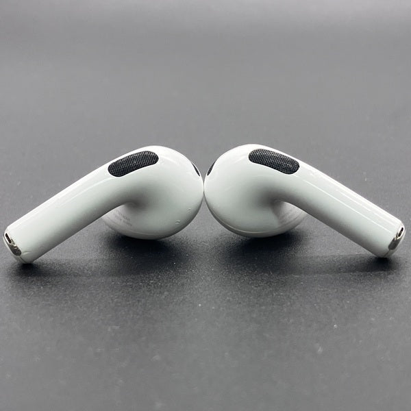 Apple 【中古】Airpods MME73J/A 3rd Generation【日本橋】 – e☆イヤホン
