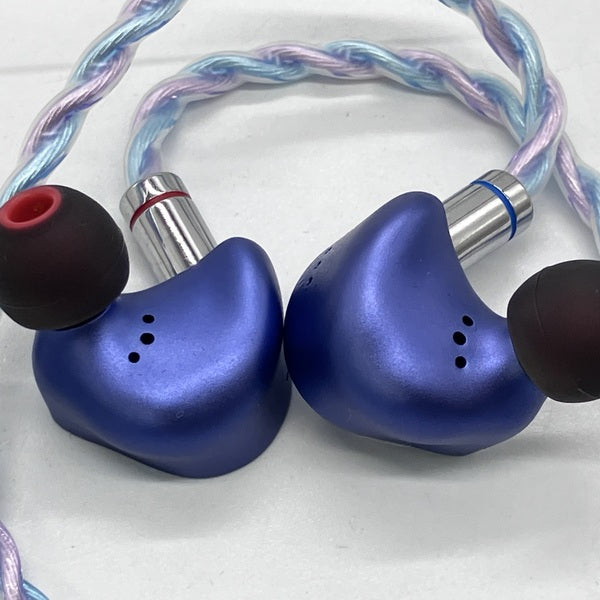 CVJ 【中古】ARIA【秋葉原】 – e☆イヤホン