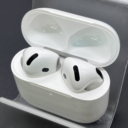 Apple 【中古】AirPods 4 MXP93J/A（アクティブノイズキャンセリング